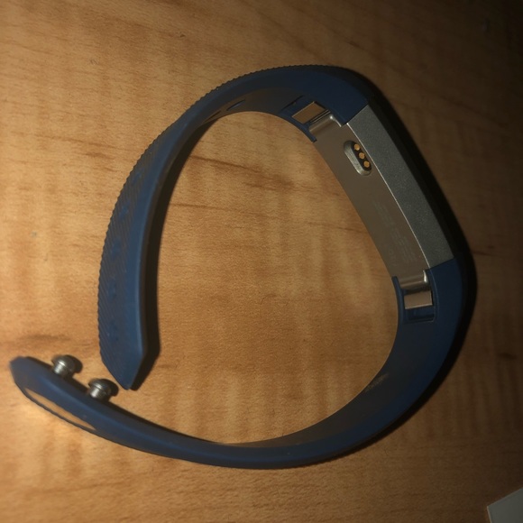 Fitbit - Picture 2 of 4